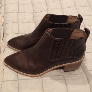 Never worn madewell brown boots!